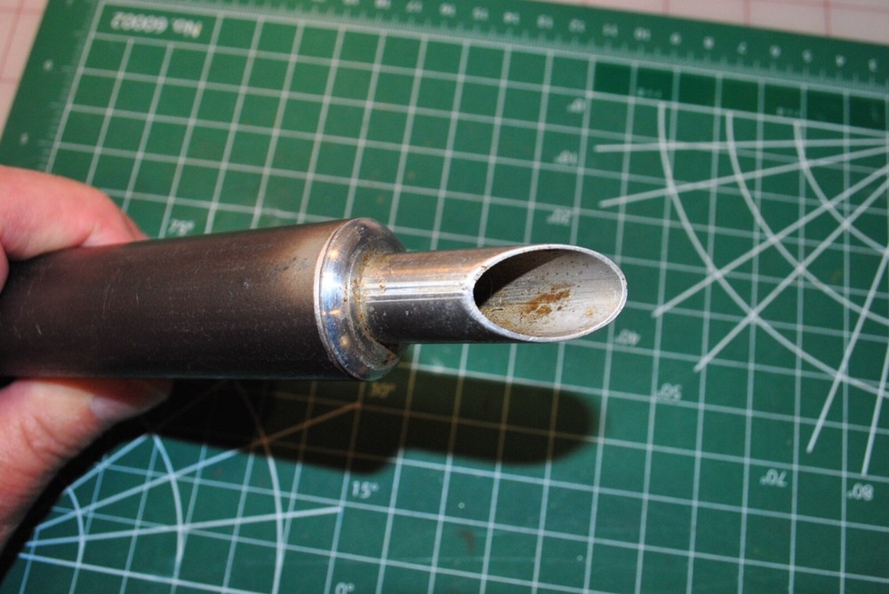 Simco flow through Muffler, 40 size. Vintage.