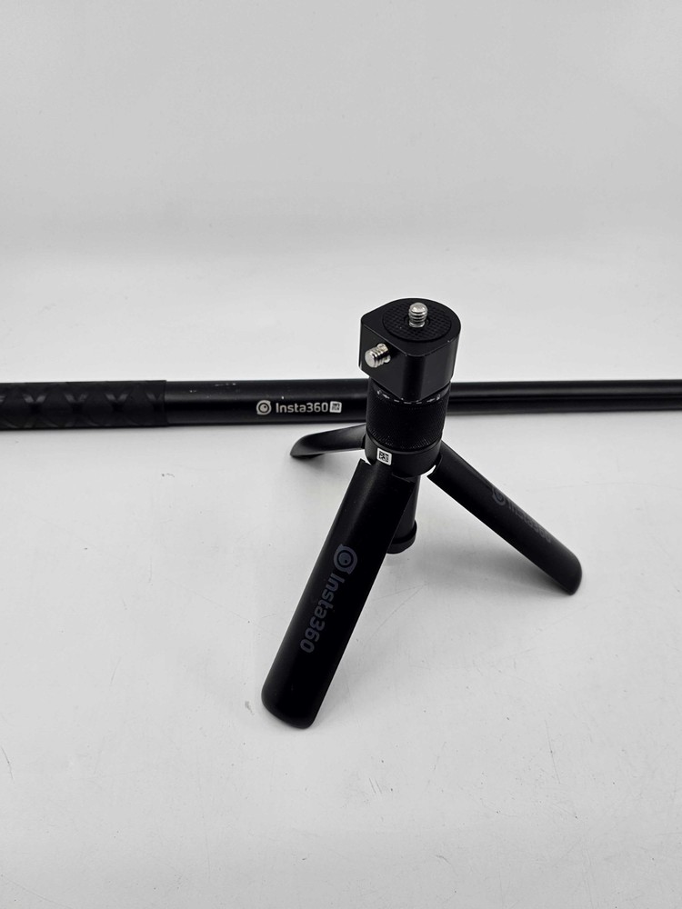 Insta360 Bullet Time Accessory Bundle - Fair Condition; does not fully collapse