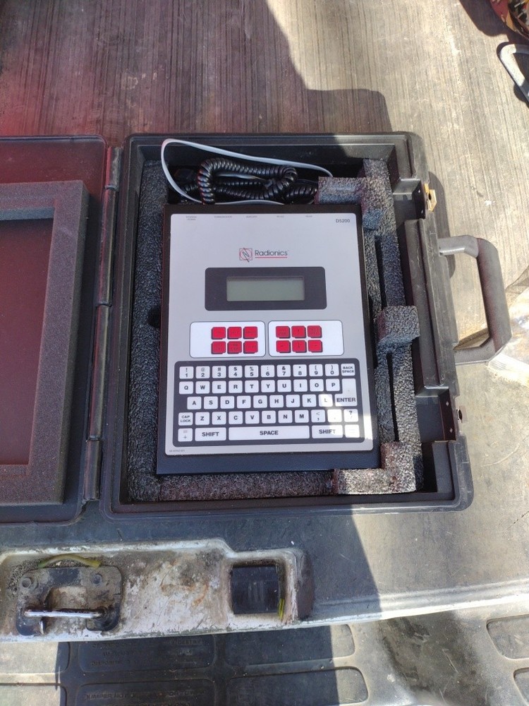 Radionics D5200 Alarm Control Panel Programming Keypad with Case