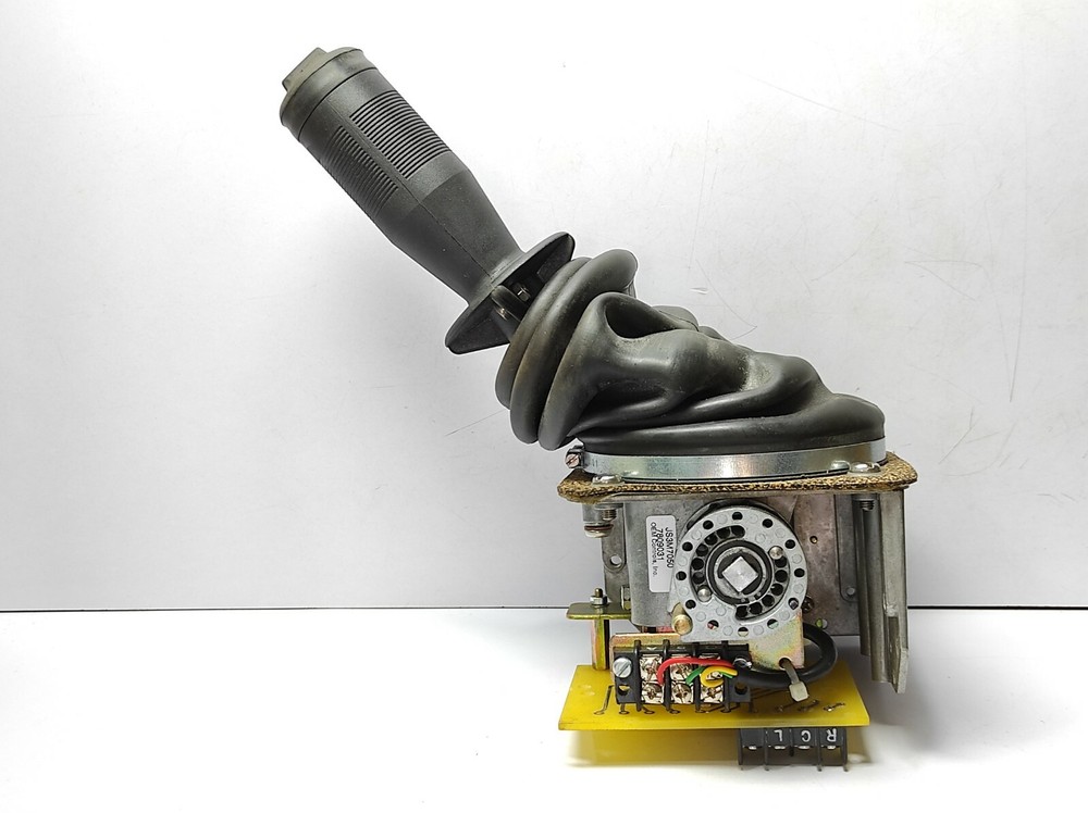 OEM Controls 7809031 Joystick Controller JS3M7050 DW Disc Brake