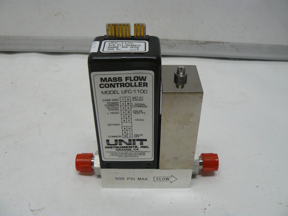 Unit Instruments UFC-1100 mass flow controller range 300 SCCM gas N2