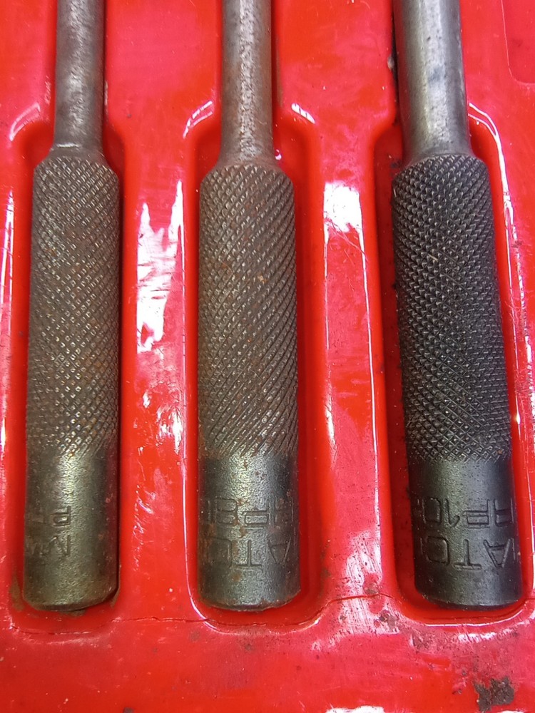 Matco Tools SPRP9T 9pc Roll Pin Punch Set