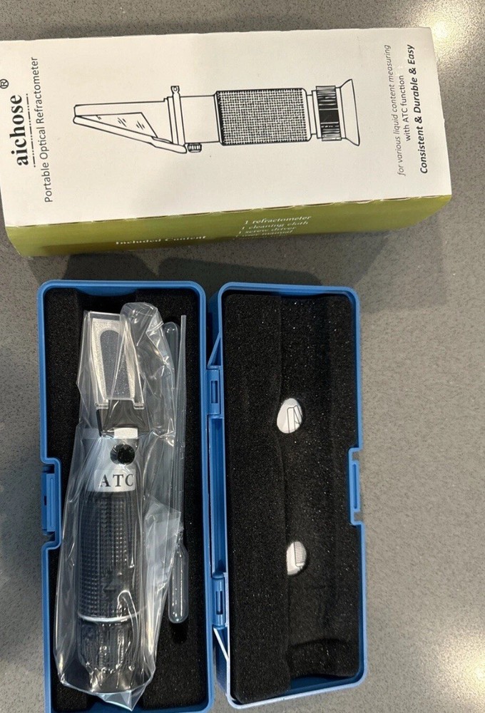 Aichose Portable Optical Refractometer NEW OPEN BOX
