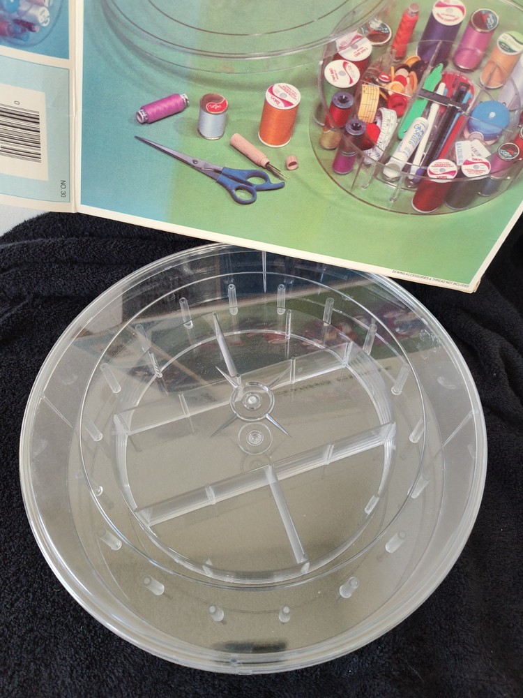VTG NIB Sewing Circle Plastic Organizer