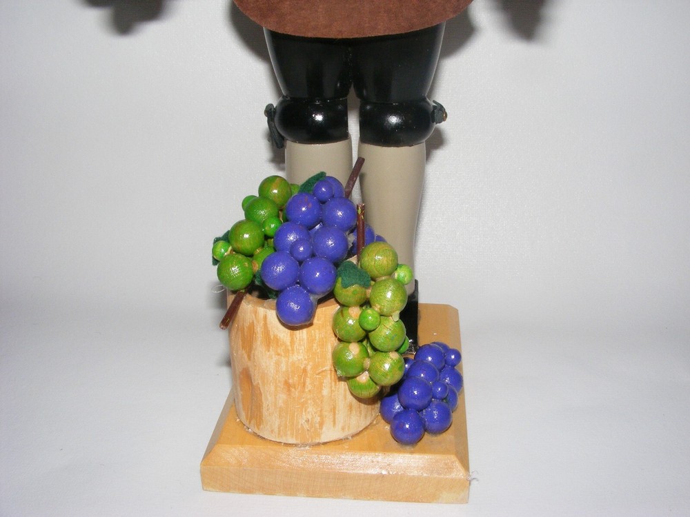 STEINBACH 18" Nutcracker WINE MAKER signed but needs TLC