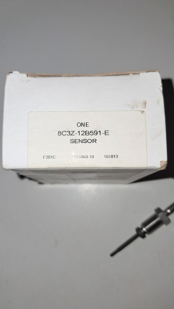 NEW ORIGINAL FORD 8C3Z-12B591-E EXAUST TEMPERATURE SENSOR