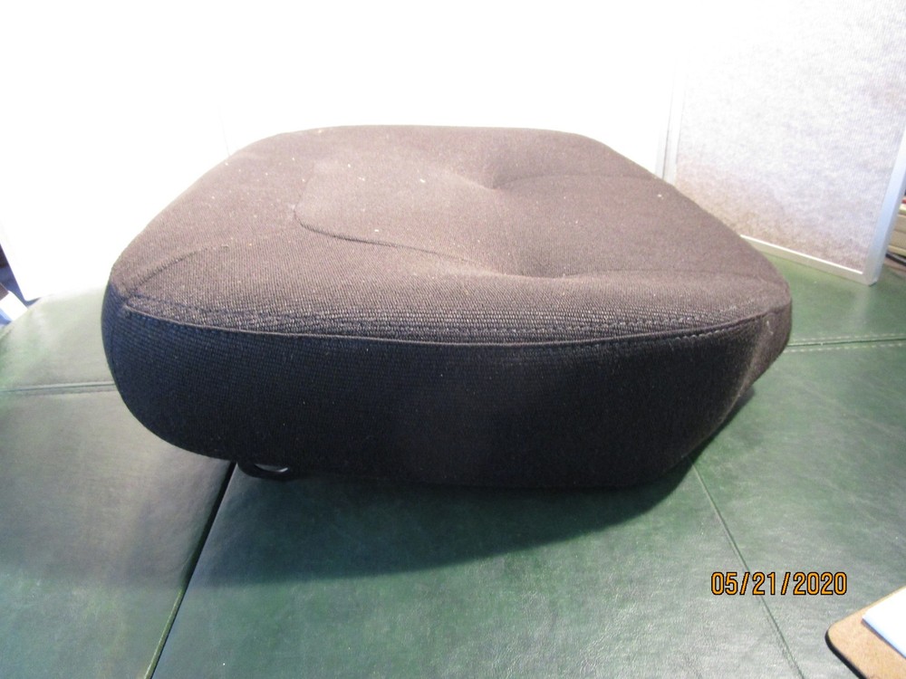 Freightliner Seat Bottom Black F1561