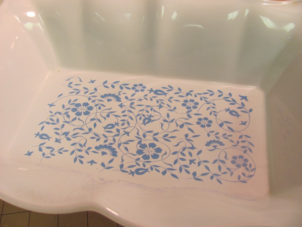White Turquoise Floral Scalloped Casserole Dish