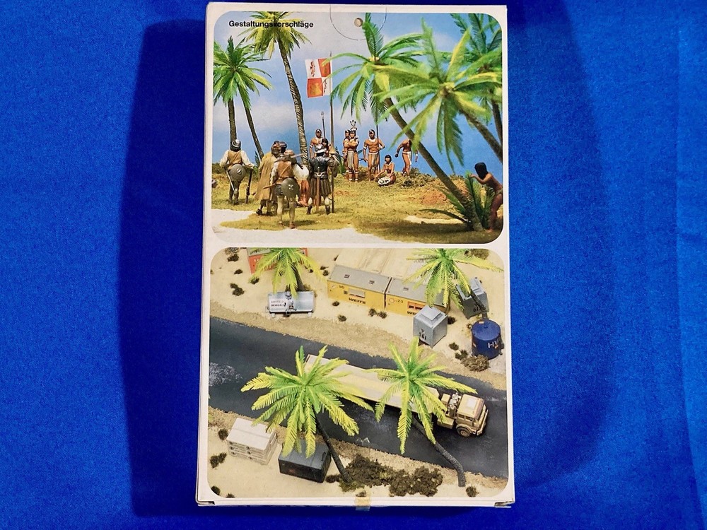 Preiser 18600, HO Scale 4 Palm Trees Unassembled Plastic Model Kit