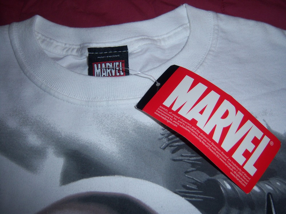 2009 licensed WOLVERINE t shirt MARVEL comics