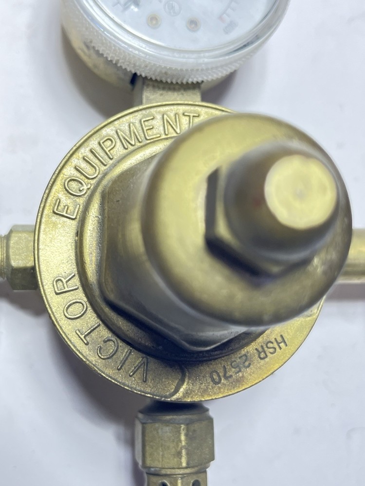 Victor Flowmeter FM372 Used Untested