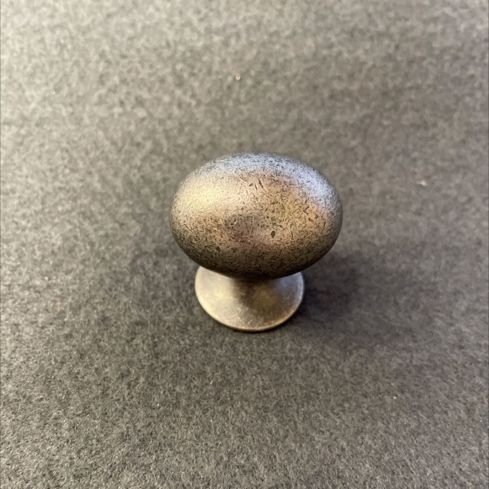 1-3/8" Egg Knob Iron Pewter 085-03-3784