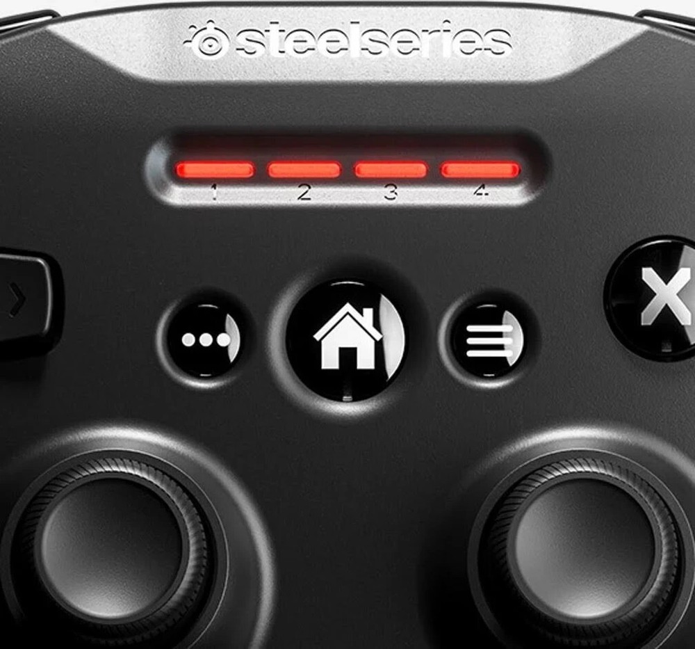 SteelSeries Nimbus+ Bluetooth Mobile Gaming Controller with iPhone Mount - NEW