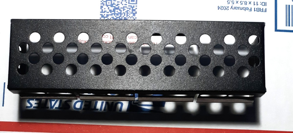 Dell Power Edge 2600 Server Case Space Filler Front