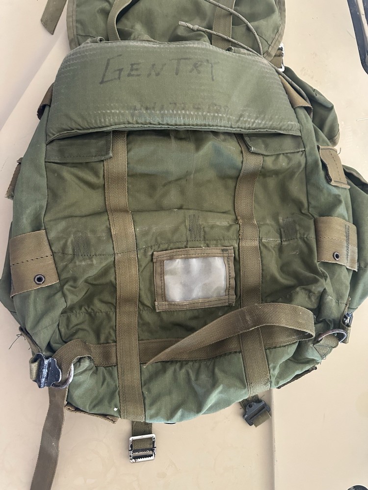 VTG Combat Field Pack Olive Drab Nylon Backpack Medium No Frame/ Straps