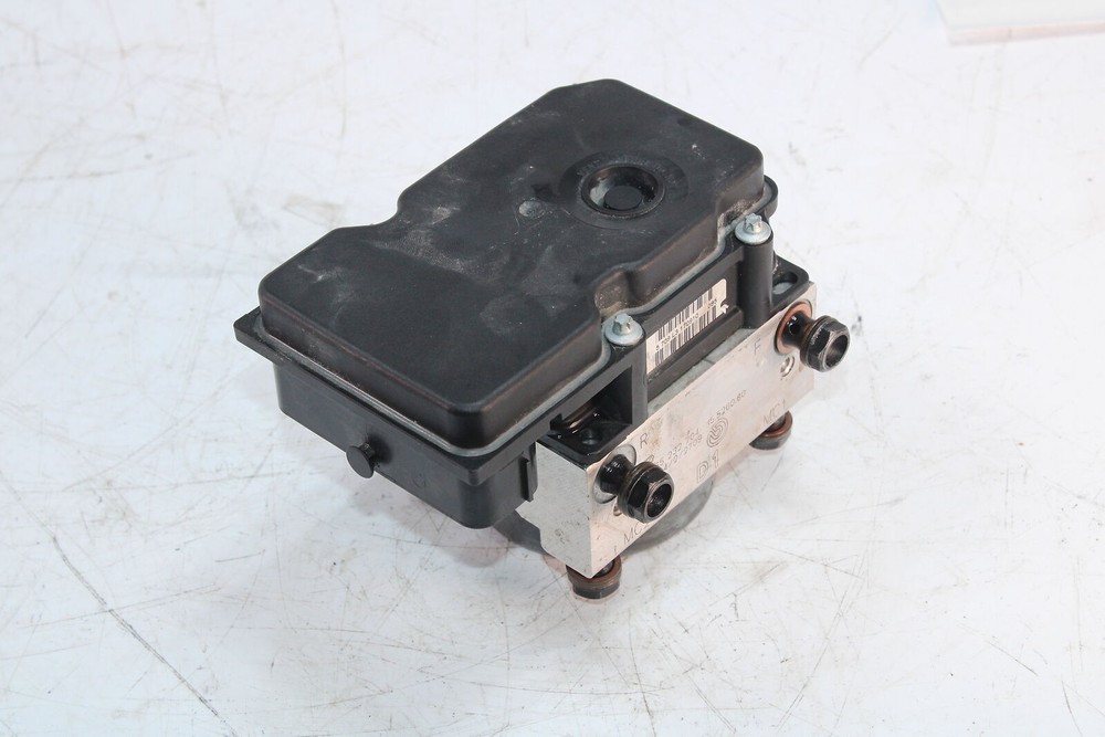 11-14 DUCATI MONSTER 696 ABS PUMP UNIT MODULE 54240221A