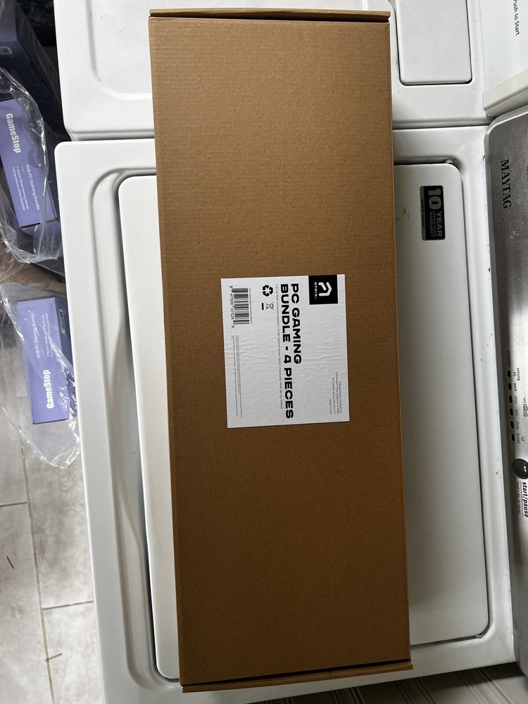 Atrix PC Gaming Bundle, Gaming Mouse, RGB Keyboard, Streamer Headset, Mouse Pad