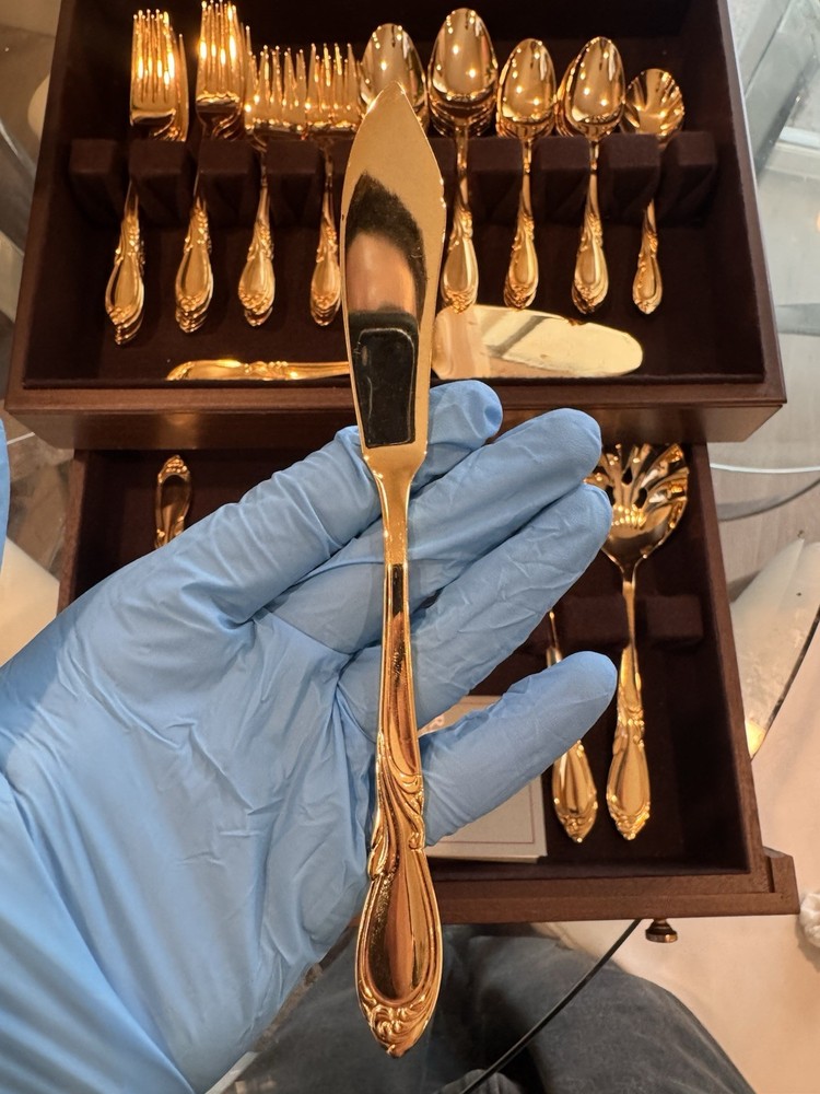 Retroneu 24K Gold Luxurious & Elegant Electroplate Flatware Set