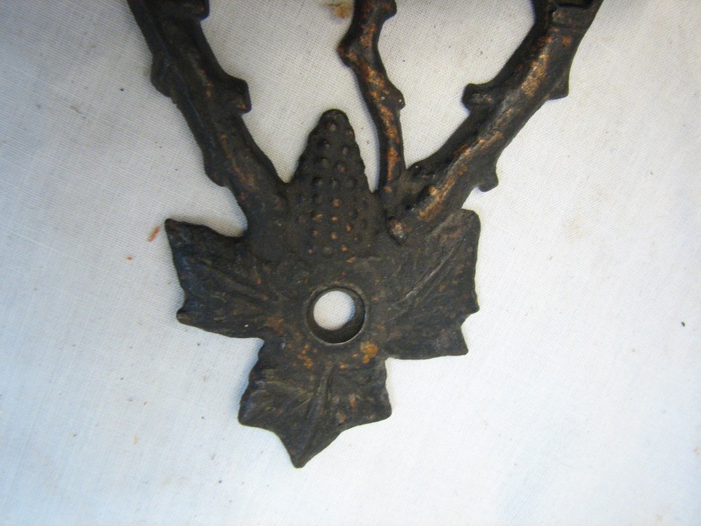 Cast Iron Match Safe Holder Ornate Kitchen Wall Fireplace Mantle Grape Leaf Vine