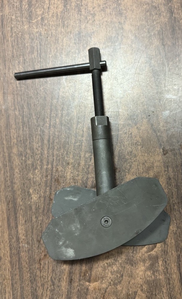 MATCO TOOLS BCPH1 HYDRAULIC BRAKE CALIPER PISTON PRESS