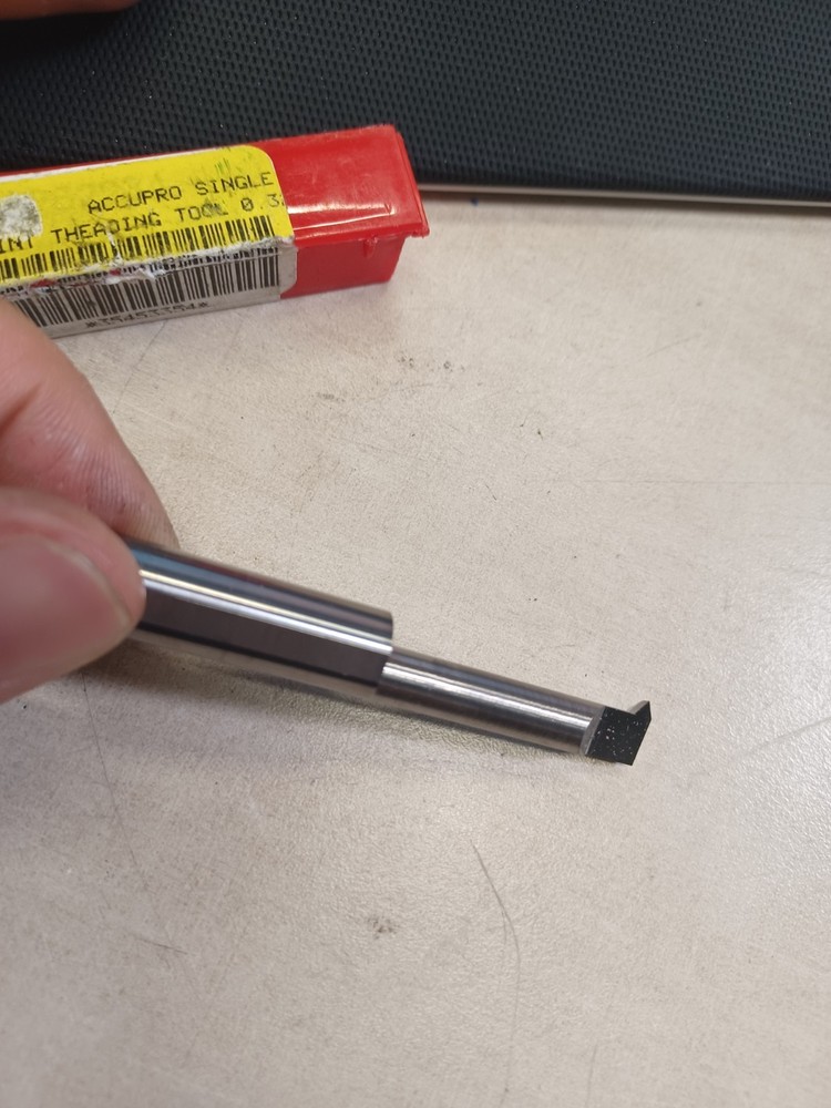 Accupro Single Point Threading Tool: 0.32" Min Thread Dia 05252234