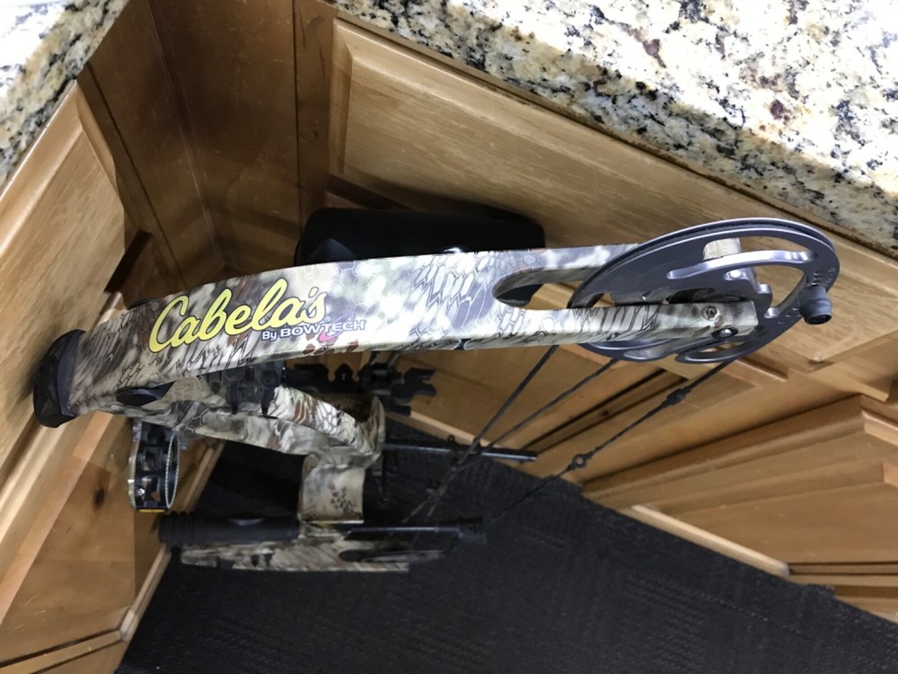 Cabelas By Bowtech Fortitude L Kryptec Camo Compound Bow