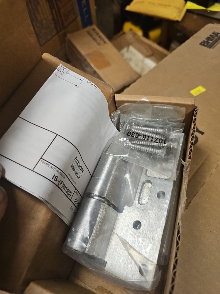 Rixson Intermediate Pivot 3/4” LH