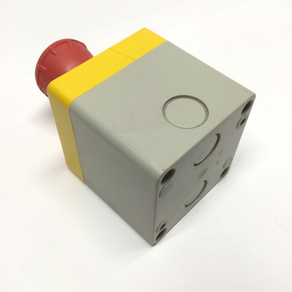 Allen Bradley 800FP-LMT44 Illuminated Emergency E-Stop LED Pushbutton Station