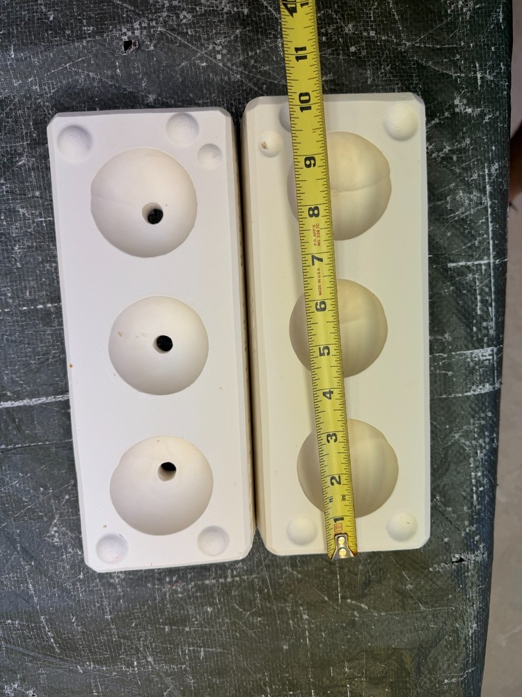 VINTAGE BOOTHE CERAMIC MOLD #1130 PLUMS