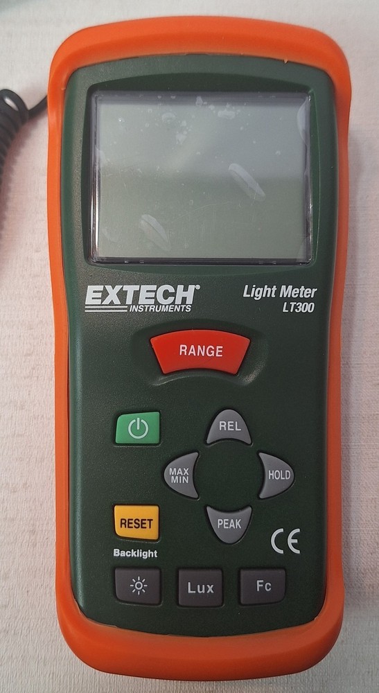 Extech Instruments LT300 Digital Light Meter /w Black Carrying Case Untested