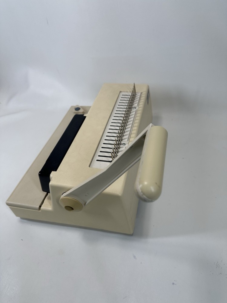 GBC Image Maker 2000 Comb Binding Machine