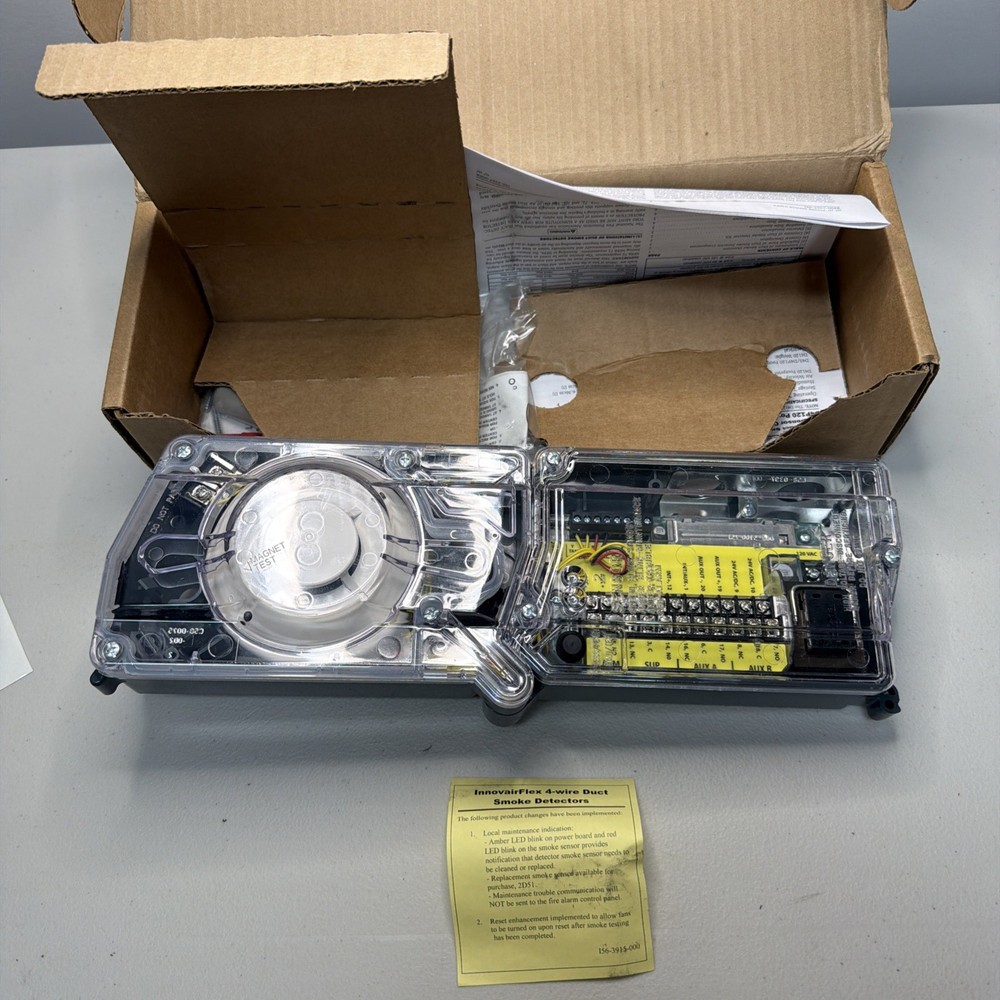 SYSTEM SENSOR D4120 DUCT SMOKE DETECTOR (New In Box)