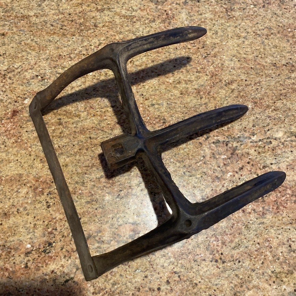 Pitch Fork Rusty Rustic no handle Original Vintage Primitive Metal 9” X 10.5”