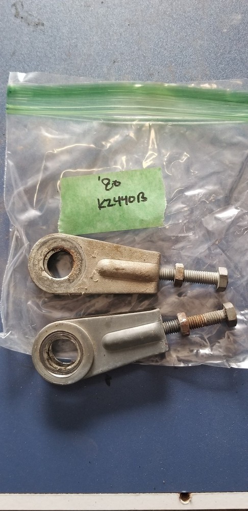 '80 Kz440b Chain Adjusters