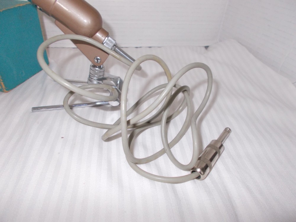 Vintage ARGONNE Dynamic Microphone AR-16 - Nice condition - UNTESTED -