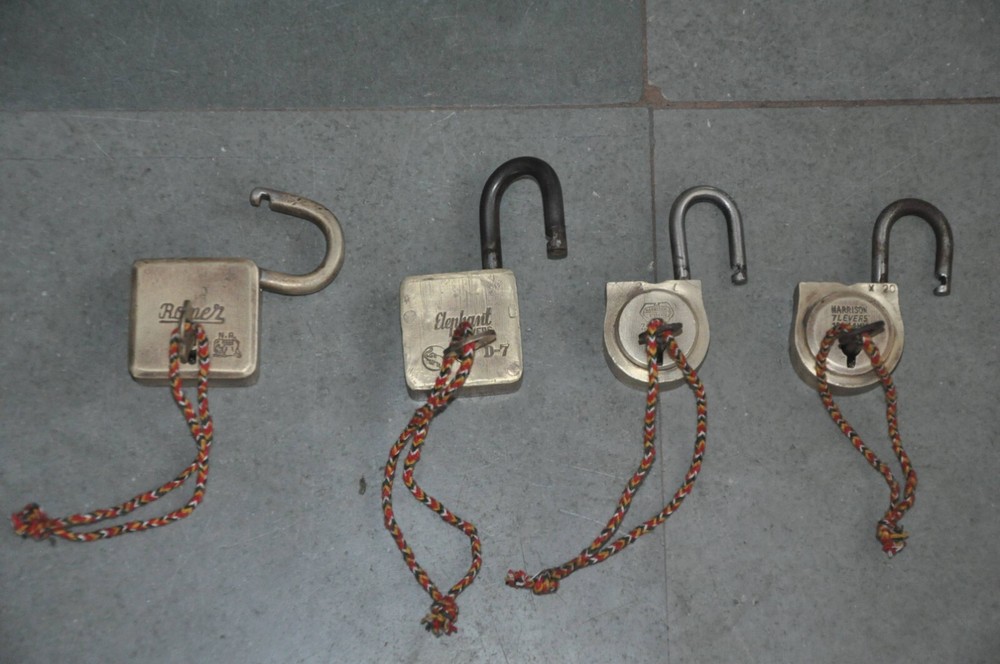 4 Pc Vintage Brass Handcrafted Small Fine Quality Different Padlocks