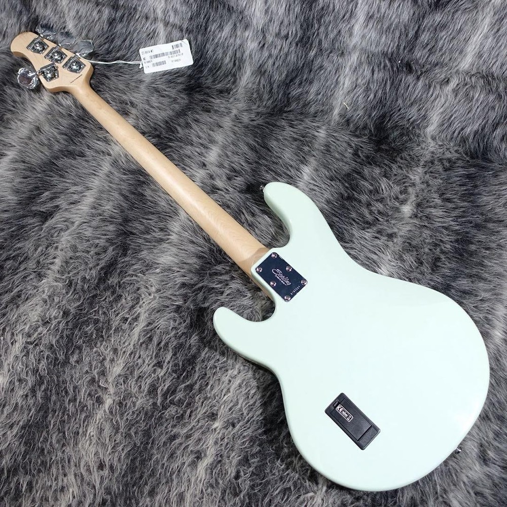 Sterling Stingray Ray4