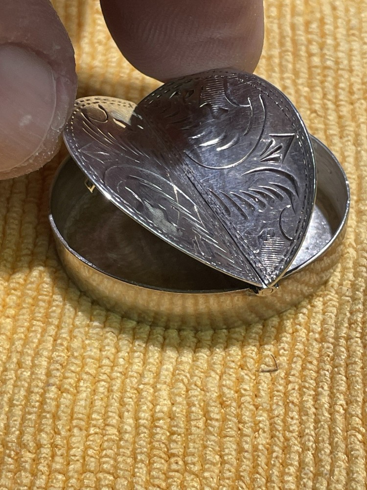 Vintage Sterling Silver Pill Box /holder Hinged