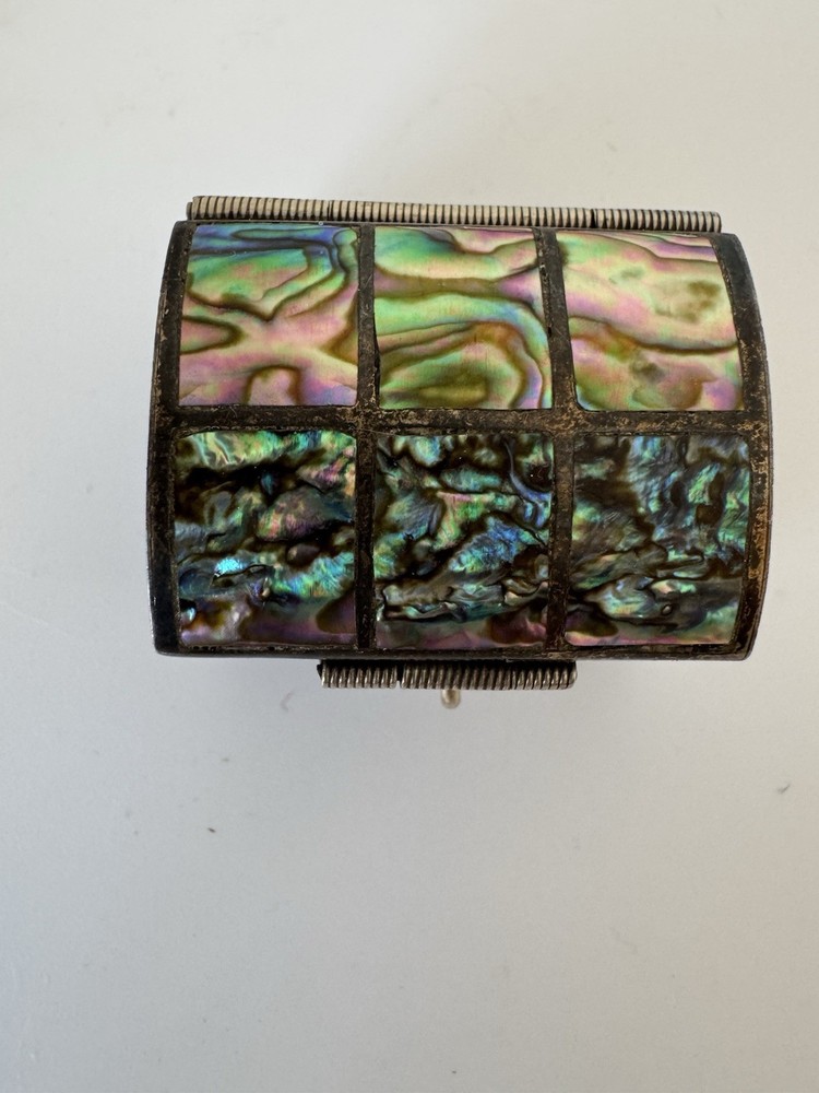 VTG Sterling Silver, W/Abalone Shell Top, Thimble Box W/Lady Bug Thimble.