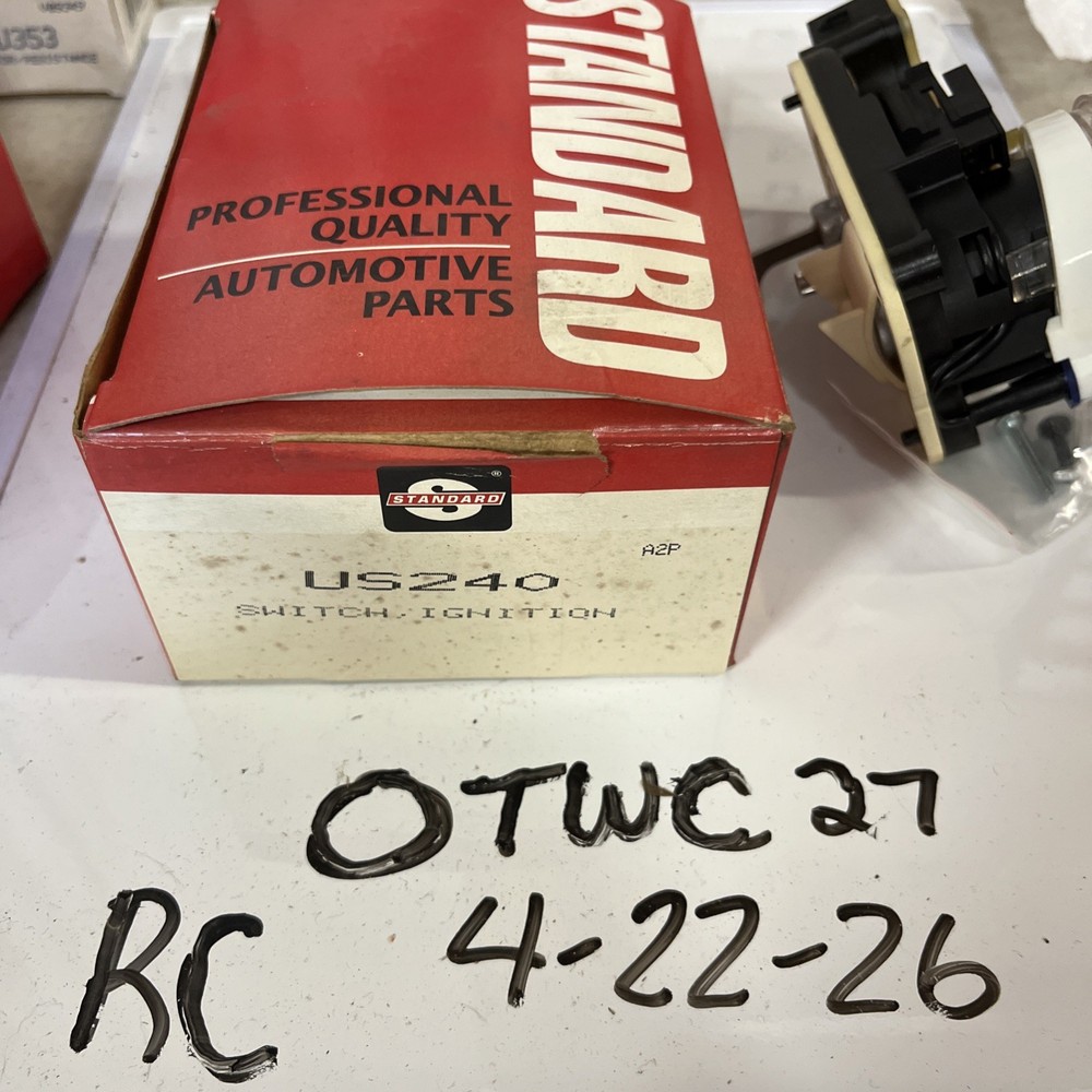 Standard US240 Ignition Ignition Switch P/N:US-240