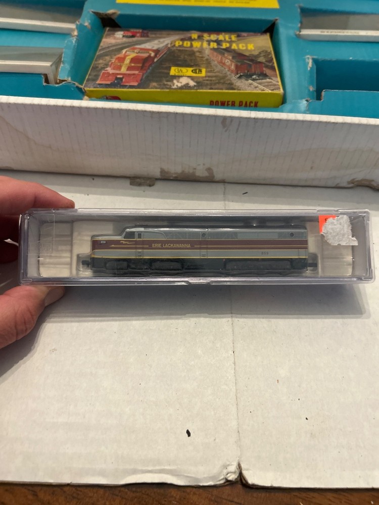 Bachmann N Scale Eletric Train Set 1960s - Replacement Train