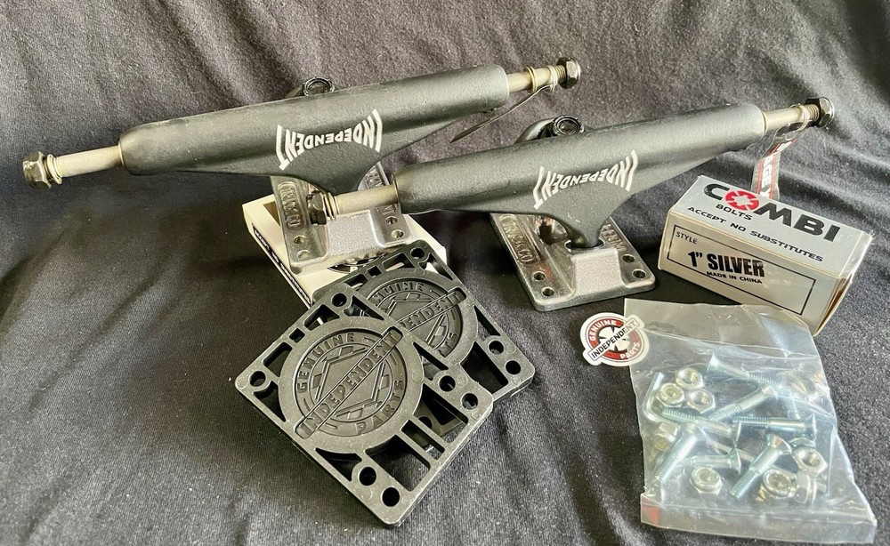 INDEPENDENT PRO MASON S-11 SILVER/BLACK COMBO TRUCKS-159 SET