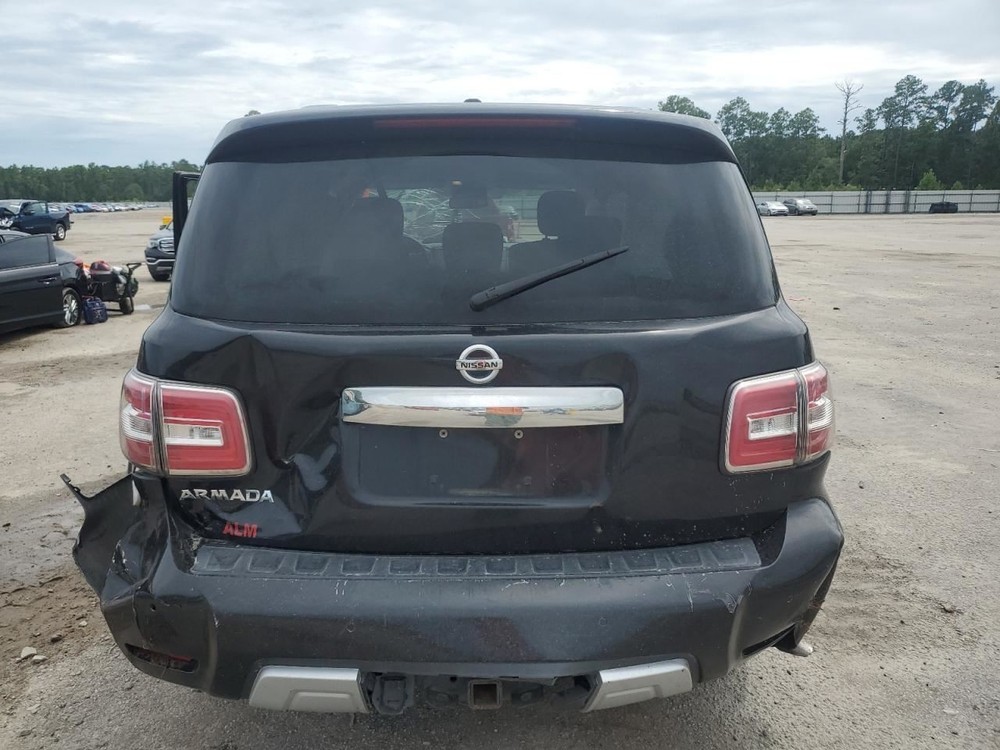 ARMADA 2018 Glove Box 4956769