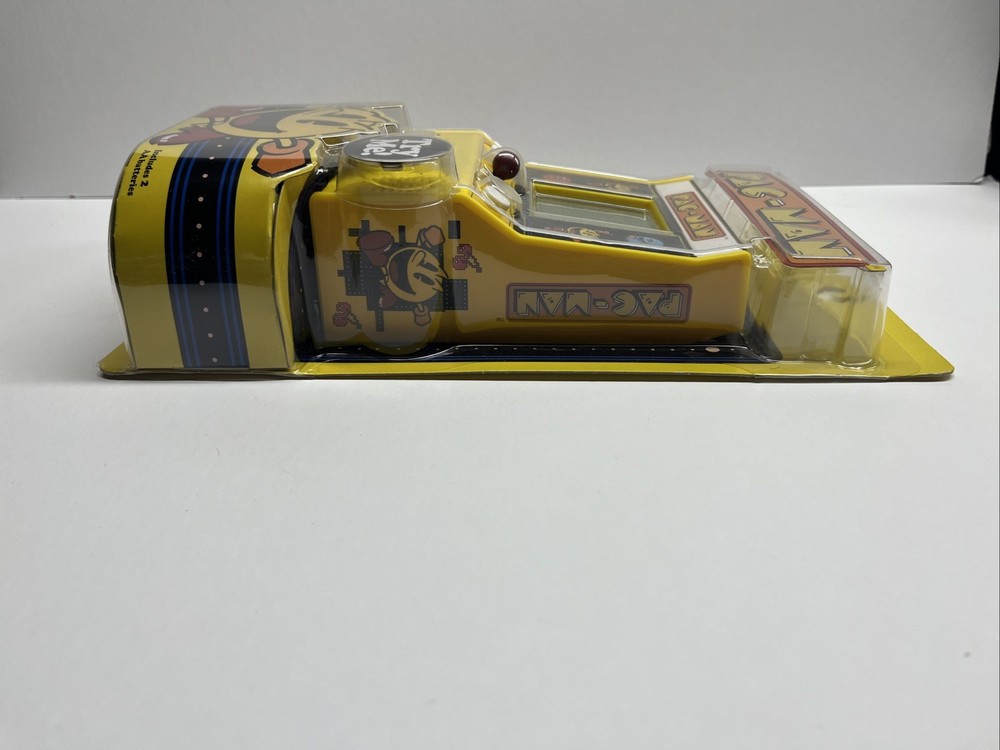 Pac-Man Mini Classic Arcade Game Basic Fun Vintage Pacman Machine