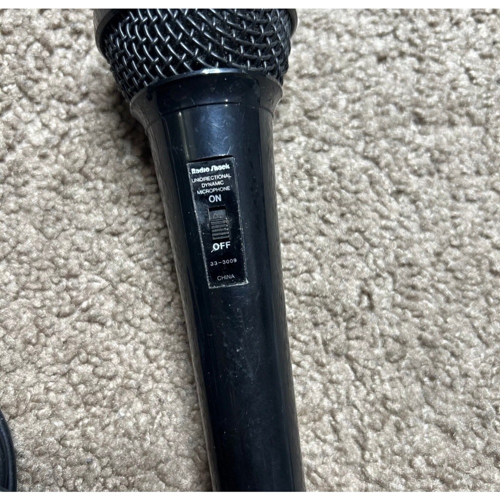 Radio Shack Unidirectional Dynamic Microphone 33-3009
