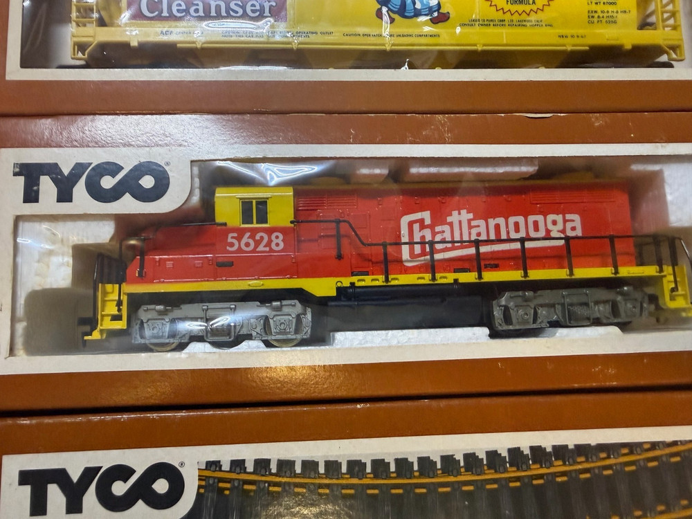 Vintage TYCO Train set - Please see pics
