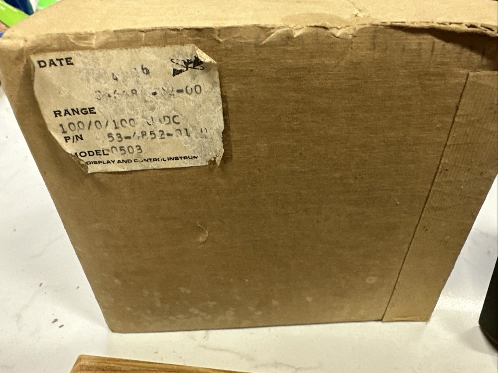 API instruments Display Percent Resistance Or Reactance Gauge FS= 100-0-100 UADC