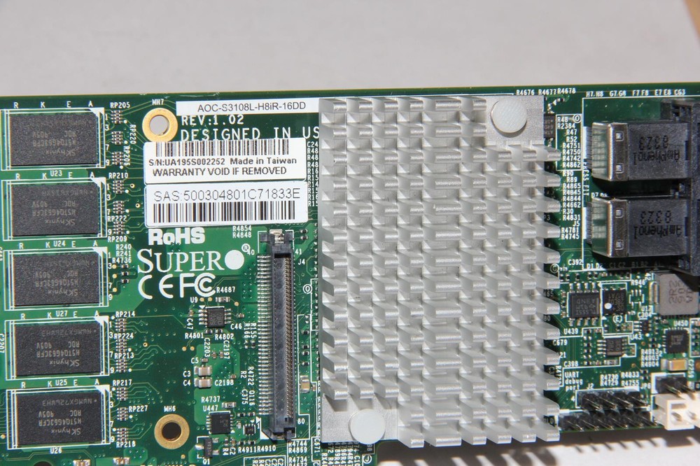 SUPERMICRO AOC-S3108L-H8IR-16DD RAID Controller