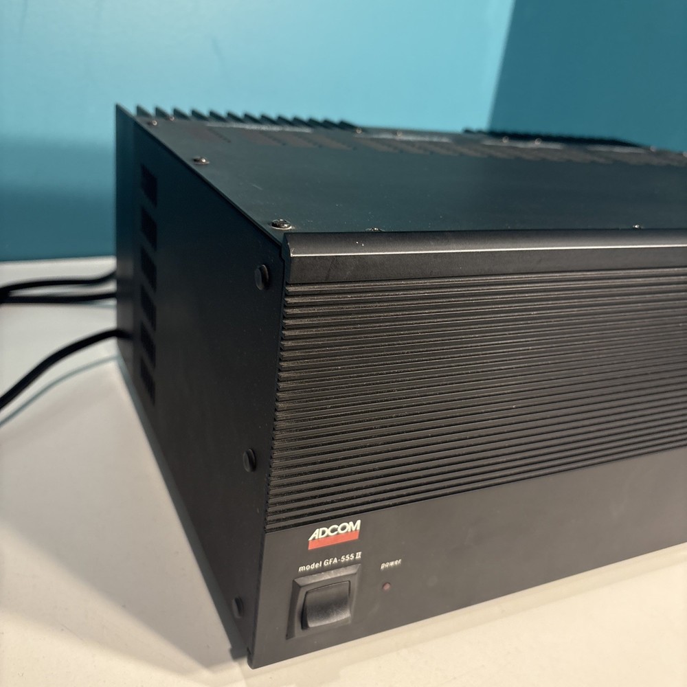 ADCOM MODEL GFA-555 II POWER AMPLIFIER Mint Condition