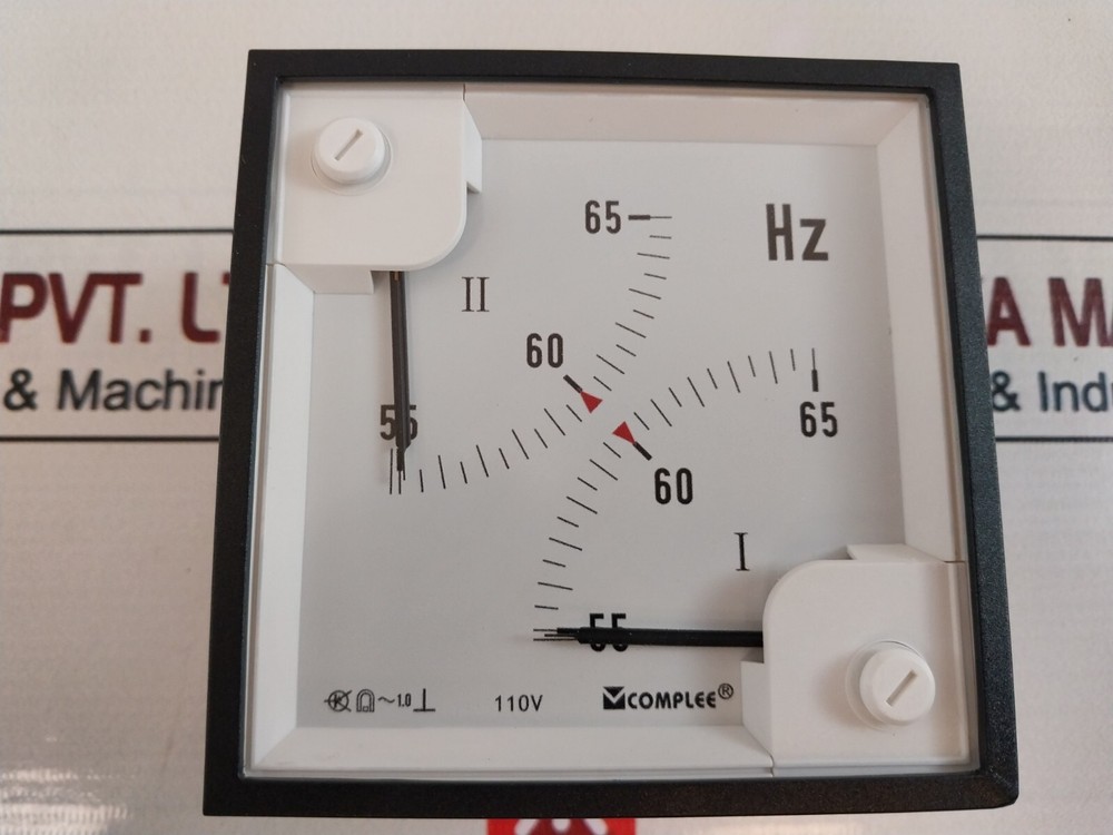 Complee KLY-2F96-2 Frequency Meter 600V 55-65 Hz